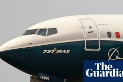 Boeing 737 Max: Cảnh báo kiểm tra vỏ máy bay do lo ngại nứt