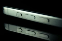iPhone 15 Pro: Đánh giá chất lượng titanium sau 3 năm sử dụng