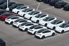 Tesla ra mắt tính năng vehicle-to-load cho tất cả mẫu Model Y cao cấp