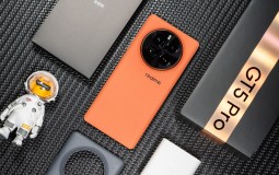 Mở hộp realme GT5 Pro, điện thoại rẻ nhất trang bị chip Snapdragon 8 Gen 3
