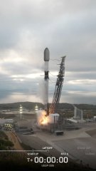 SpaceX lập kỷ lục mới với hai tên lửa Falcon 9 chỉ cách nhau 38 phút