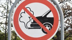 EU nới lỏng lệnh cấm động cơ đốt trong 2035, hãng xe châu Âu có thêm thời gian