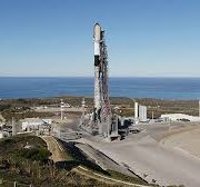 SpaceX chuẩn bị phóng vệ tinh Starlink từ California
