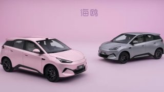 BYD Seagull thế hệ hai lớn hơn, chạy cầu sau, giá vẫn dưới 10.000 USD