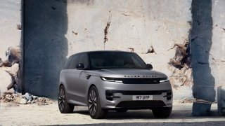 Range Rover Sport điện: V8 nhường chỗ cho sức mạnh điện cao áp