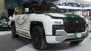 Yangwang U8 1.197 mã lực gia nhập đội tuần tra cảnh sát Dubai