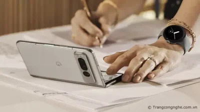 Điện thoại gập đầu tiên Pixel Fold của Google chính thức trình làng