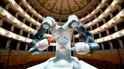 Robot công nghiệp là gì? Ứng dụng của Robot công nghiệp trong lắp ráp, sản xuất