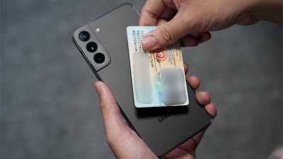 Vì sao nhiều người gặp khó khăn khi quét CCCD để xác thực lưu thông tiền tệ trực tuyến?
