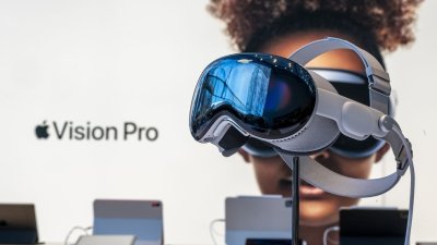 Apple công bố giá bán kính Vision Pro tại một số thị trường