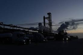 Thị trường chứng khoán SpaceX đối mặt với áp lực lớn từ nhà đầu tư