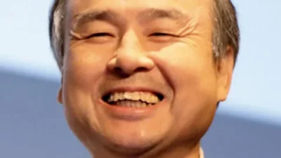 Masayoshi Son đầu tư 66% danh mục vào Intel