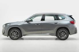 Những lý do nên và không nên mua BMW X1 LWB