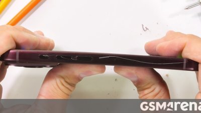 iPhone 18 Pro không cong trong bài kiểm tra độ bền