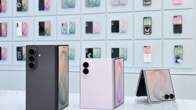 Samsung Galaxy Z Fold 8 thu hút người dùng trẻ chuyển từ iPhone