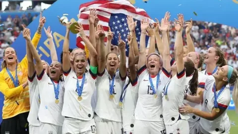 Dự đoán FIFA 23: ĐT Việt Nam sẽ dừng bước ở vòng bảng, Mỹ vô địch World Cup nữ 2023.