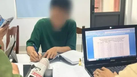 Nhân viên ngân hàng tiếp tay đường dây mua bán thông tin khách hàng