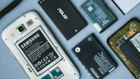 Điện thoại có Pin và nắp lưng tháo rời sẽ quay trở lại vào năm 2023?