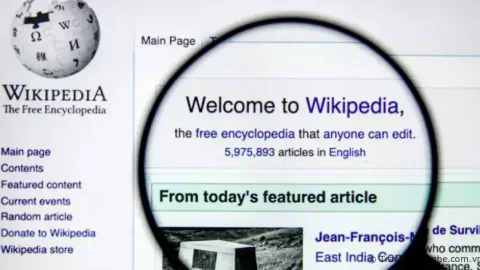 Wikipedia lên kế hoạch thu phí hàng loạt tên tuổi Apple, Google, Amazon...