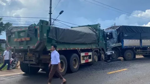 Trợ lý, tiền đạo và bác sĩ HAGL tử nạn do tai nạn  giao thông