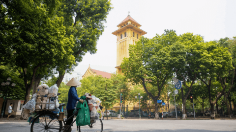 Hà Nội: Lên đường khám phá mùa sấu chín, cốm xanh và tận hưởng ánh nắng thu