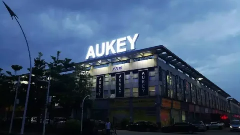 Hãng Aukey của nước nào? Có các dòng sản phẩm phụ kiện gì, chất lượng Aukey ra sao?