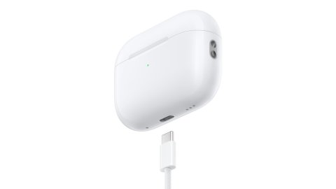 Airpods Pro 2 với cổng USB-C, có thể được sạc ngược từ iPhone 15 series