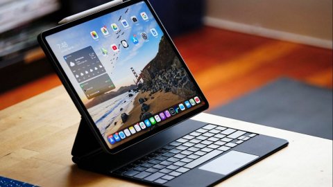 Top 5 bàn phím rời, ốp lưng kiêm bàn phím tốt nhất cho iPad Pro, iPad 10.2