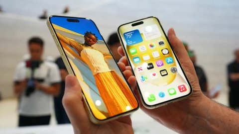 iPhone 16 Pro tiết lộ màn hình lớn hơn, phiên bản thường vẫn giữ tần số quét 60Hz