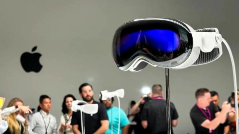 Apple ra quy định lạ với nhà phát triển ứng dụng cho kính Vision Pro