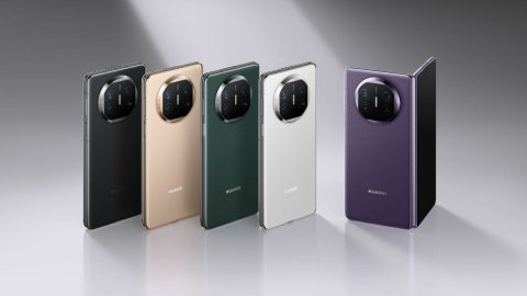Giảm tới 42%, doanh số điện thoại gập Samsung kém xa đối thủ tới từ Trung Quốc