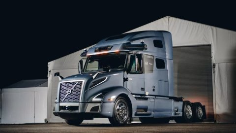 Volvo giới thiệu xe tải tự lái cấp độ 4 Volvo VNL Autonomous