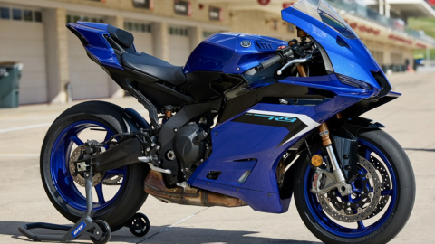 Yamaha giới thiệu siêu xe R9 mới phiên bản 2025