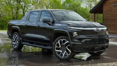 Chevrolet Silverado EV 2025: Bán tải điện với sức mạnh không tưởng