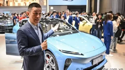 Thị trường xe điện cạnh tranh khốc liệt: Công ty Trung Quốc đẩy mạnh khuyến mãi trong năm mới