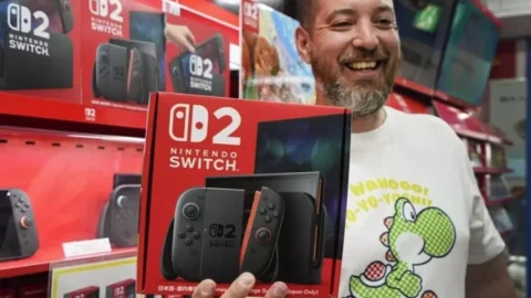 Nintendo Switch 2 ra mắt với cơn sốt toàn cầu