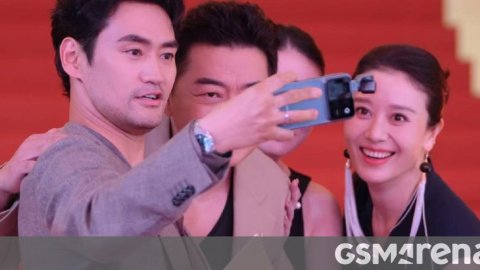 Điện thoại Robot Honor gây ấn tượng tại Liên hoan phim Quốc tế Thượng Hải