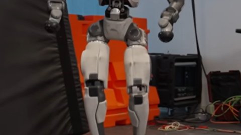 Samsung xem xét đầu tư vào Boston Dynamics để phát triển AI vật lý