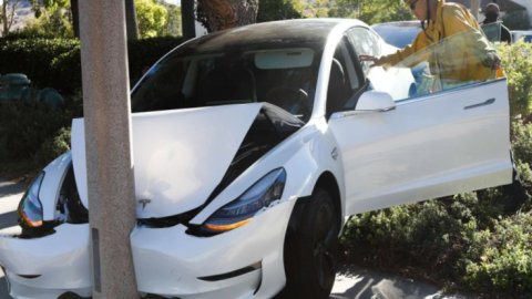 Tesla bị cáo buộc sử dụng số liệu an toàn gây tranh cãi để vận động phê duyệt FSD tại châu Âu