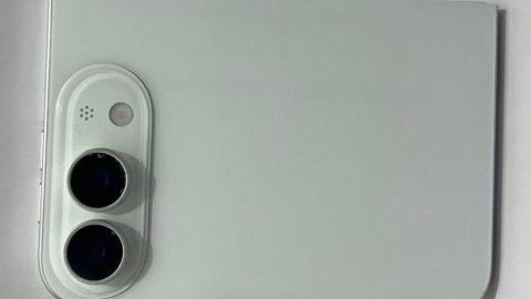 Báo cáo chuỗi cung ứng mới khẳng định iPhone Ultra sẽ ra mắt đúng hẹn