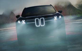 BMW hé lộ mẫu xe điện iX5 trước ngày ra mắt