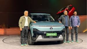 Tata Sierra EV ra mắt tại Ấn Độ với giá 18,79 lakh rupee