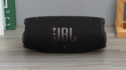 Đánh giá chất âm JBL Charge 6: Bass mạnh có lấn giọng hát?