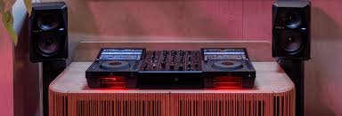 AlphaTheta ra mắt CDJ-1500X với tính năng DJing đám mây và yêu cầu từ khán giả