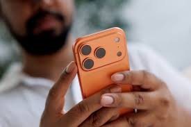 Apple ra mắt chương trình cho thuê iPhone và Mac mới