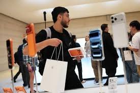 Apple trì hoãn ra mắt iPhone 18, tăng cường doanh số iPhone 18 Pro