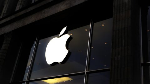 Apple xem xét nhà cung cấp RAM thay thế rủi ro giữa lúc khủng hoảng chip nhớ