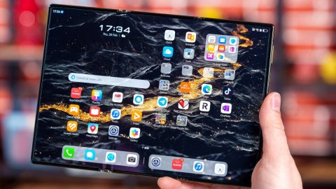 Bằng sáng chế Huawei Mate XT 2 rò rỉ hé lộ thiết kế và cơ chế gập mới
