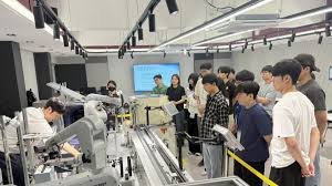 Các trường đại học Hàn Quốc hợp tác đào tạo về pin lithium