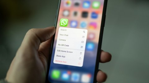 ChatGPT trở lại WhatsApp tại châu Âu nhờ Ủy ban châu Âu